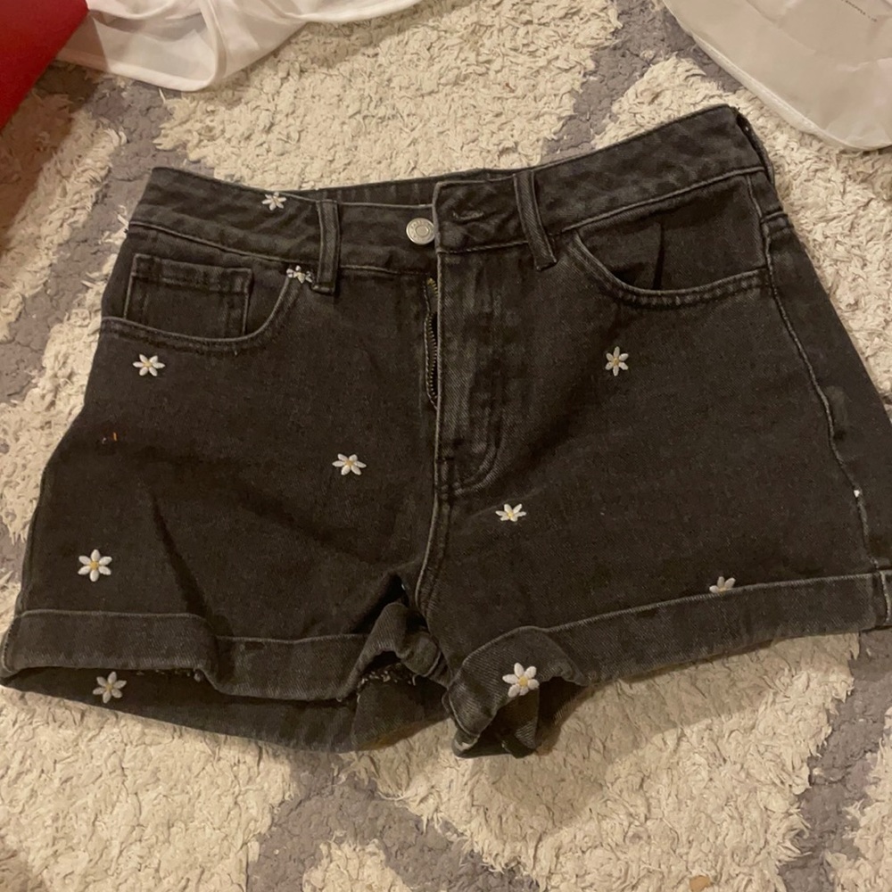 Pacsun sunflower shorts